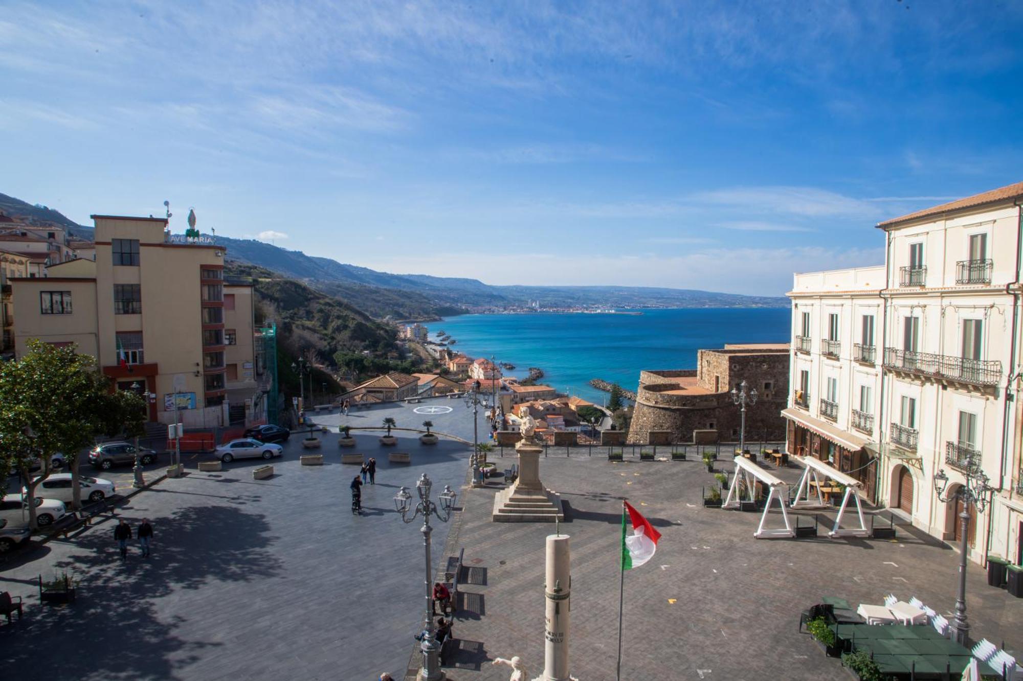 Hotel Della Piazza Pizzo  Exterior foto